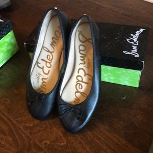Black ballet slipper style shoes Sam Edelman